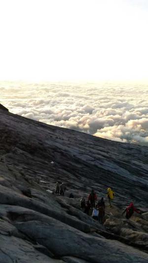 第一黑料影后完整版截图3